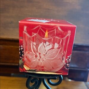 Mikasa Festive Poinsettia Votive Candle Holder